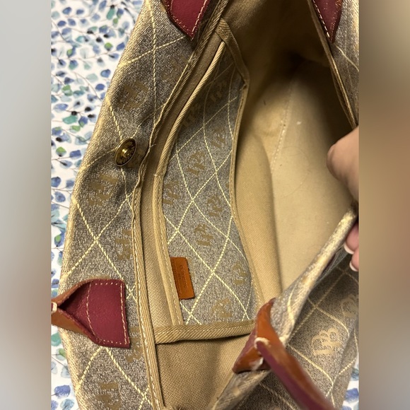 Dooney and Bourke - Picture 5 of 7